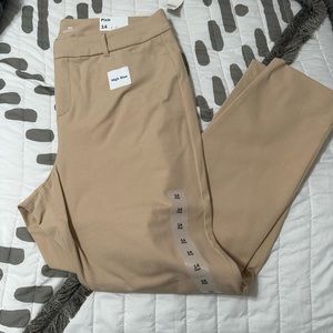 Old navy size 14 high rise pixie pants